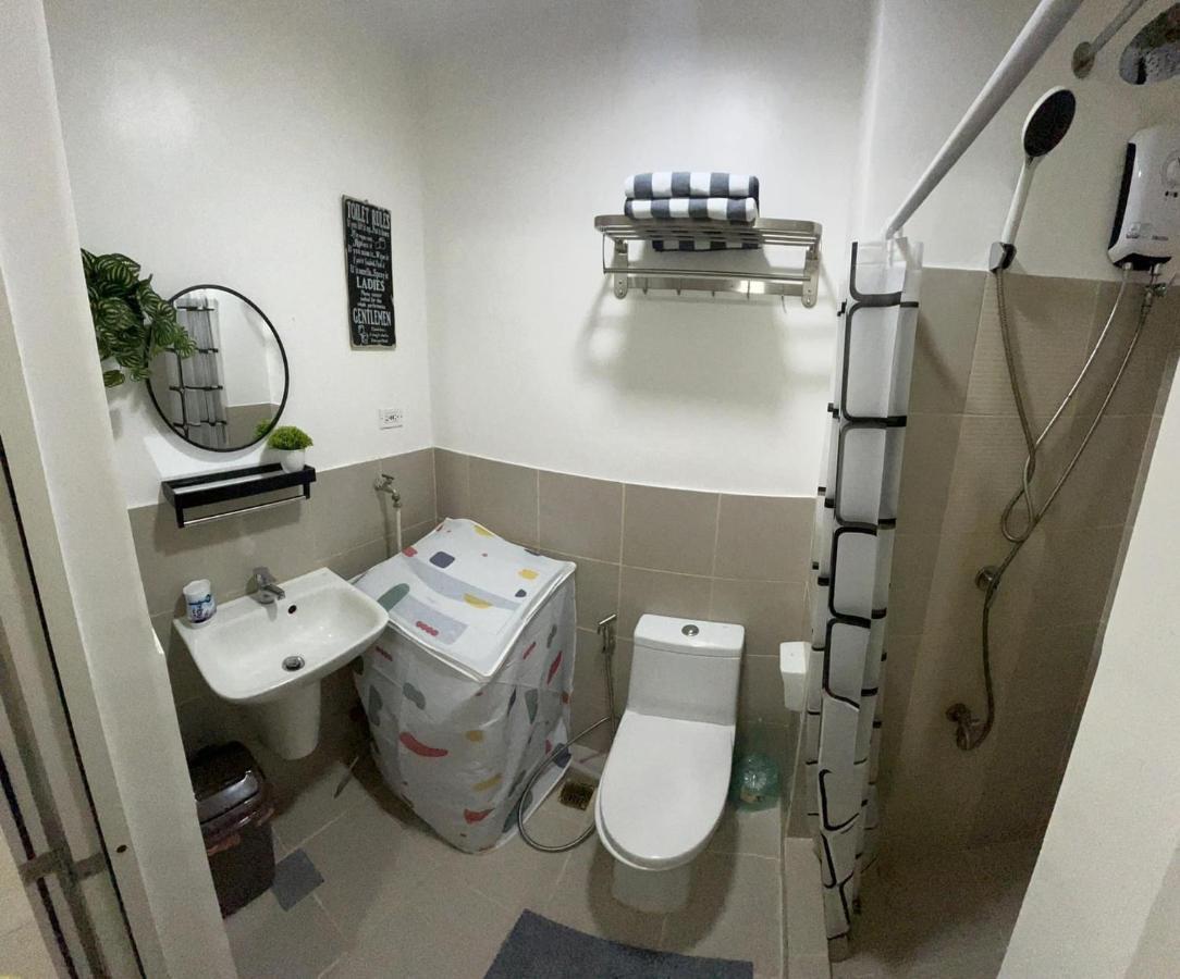 Lovely 1Br Condo @ Sm Southmall W/ Netflix & High Speed Wifi Las Pinas Exterior photo